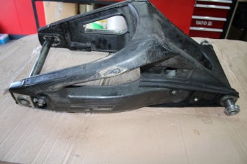 Wahacz Oś Ośka Carbon Nakładki Yamaha R1 RN19 07-08