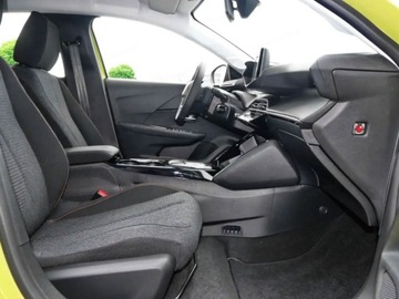 Peugeot 208 II e-208 Facelifting Elektryczny 136KM 2025 Od ręki - e-208 Style 50kWh 136KM, zdjęcie 4