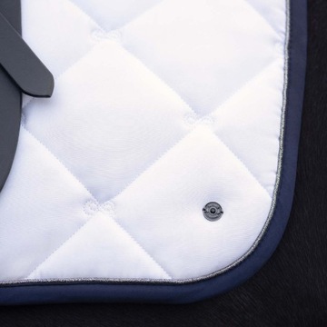 PRESTEQ PERFORM Now Saddle Pad Белый/темно-синий (R: VS/Full)
