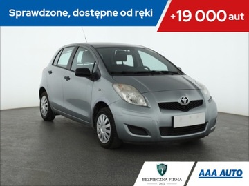 Toyota Yaris III Hatchback 5d 1.0 VVT-i 69KM 2011 Toyota Yaris 1.0 VVT-i, Klima
