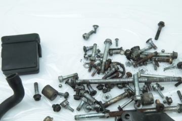 HONDA CB HORNET S 98-02 БОЛТЫ ВИНТЫ