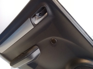 SWIFT MK6 ОБИВКА ДВЕРИ ЗАДНЯЯ ЛЕВАЯ, 2013-