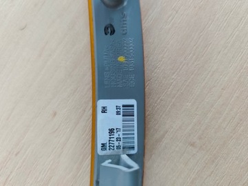 14-16 CHEVROLET CORVETTE- SVĚTLO SVĚTLA BOČNÍHO PRAVÁ GMC 22771196