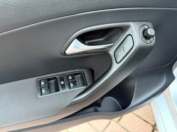 Volkswagen Polo V Hatchback 5d 1.2 60KM 2010 Volkswagen Polo TYLKO 173tyśkm! CLIMATRONIC Zwykła Benzyna 1.2 2010R 5DRZWI, zdjęcie 13