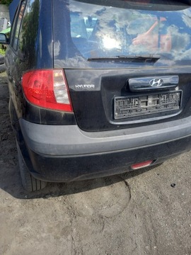 NÁRAZNÍK ZADNÍ HYUNDAI GETZ 2005 1.5 DIESEL ČERNÁ
