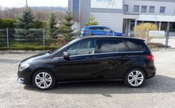 Mercedes Klasa B W246 Sports Tourer 180 BlueEFFICIENCY 122KM 2015 Mercedes-Benz Klasa B 180 1.6 122KM LIFT Automat Full LED Skora Niski prze, zdjęcie 3