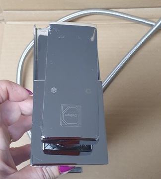 Смеситель для ванной комнаты Водопад Dolinvo Chrome