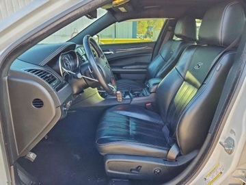 Chrysler 300C II 2021 Chrysler 300s 2021 5.7 Benzyna 363KM, zdjęcie 7