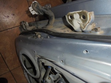 KIA SORENTO 2.5D 05' PANTY DVEŘE PRAVÝ ZADNÍ