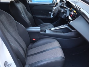 Peugeot 408 2022 Peugeot 408 1.2 PureTech, Salon Polska, zdjęcie 8