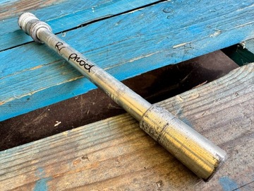 KTM RC 390 125 OŚ PRZÓD PRZEDNIA