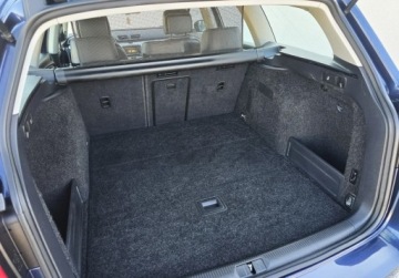 Volkswagen Passat B7 Variant 2.0 TDI CR DPF BlueMotion 140KM 2011 Volkswagen Passat Sliczny 2.0 TDI Bogata Wersja ORYGINAL Zadbany NISKI PRZ, zdjęcie 12