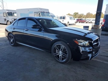 Mercedes Klasa E W213 2020 Mercedes-Benz Klasa E 2020r., AMG 53 4 MATIC, od ubezpieczalni 3.0 Benzyna, zdjęcie 5