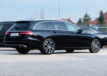 Mercedes Klasa E W214 2023 Mercedes E300de 306ps Szyber Blis Virtual Webasto Kamera LKA NFC Sam Parkuj, zdjęcie 32