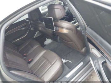 Audi A8 D5 2019 Audi A8 L 55 2019 3.0 Benzyna 335KM, zdjęcie 12