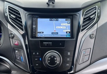 Hyundai i40 Kombi 1.6 GDI 135KM 2012 Hyundai i40 1,6 135KM NAVI KAMERA KLIMA LED Bezwypadkowy Serwis SUPER, zdjęcie 16