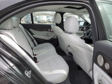 Mercedes Klasa E W214 2023 Mercedes-Benz Klasa E 450 4Matic 2023 3.0l 3.0 Benzyna 362KM, zdjęcie 10