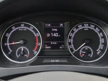 Skoda Rapid II Liftback Facelifting 1.0 TSI 110KM 2019 Skoda Rapid 1.0 TSI, Salon Polska, Serwis ASO, zdjęcie 10