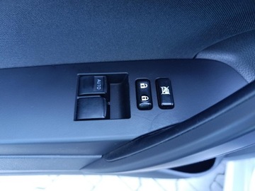 Toyota Auris II Hatchback 5d Facelifting 1.33 Dual VVT-i 99KM 2015 Toyota Auris 1.33 VVT-i Active II (2012-) Toyota A, zdjęcie 19