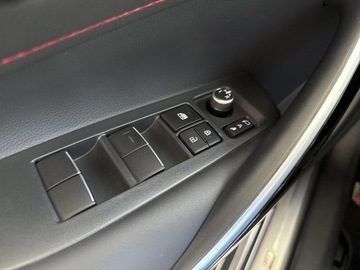 Toyota Corolla XII TS Kombi Facelifting 2.0 Hybrid Dynamic Force 196KM 2024 Toyota Corolla 2.0 Hybrid GR Sport Dynamic Seria E, zdjęcie 19