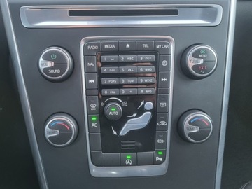 Volvo XC60 I SUV Facelifting 2.0 D3 DRIVE-E 150KM 2015 Volvo XC 60 PL Salon Kinetic D3 150KM Czujniki Naw, zdjęcie 21