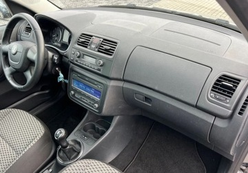 Skoda Roomster Mikrovan Facelifting 1.2 TSI 105KM 2010 Skoda Roomster 1.2TSI 105KM Panorama Klimatr.AluZima Parktr.Temp.Komp.Fakt, zdjęcie 4