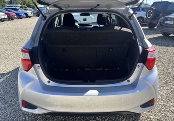 Toyota Yaris III Hatchback 5d Facelifting 2017 1.0 VVT-i 69KM 2018 Toyota Yaris Samochod z gwarancja Benzyna 69KM, zdjęcie 5