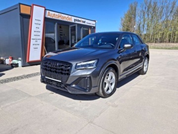Audi Q2 SUV Facelifting 1.5 35 TFSI 150KM 2021 Audi Q2 1,5 tsi 150 KM S-line digital alu navi kamera oplacony 1.5 Benzyna