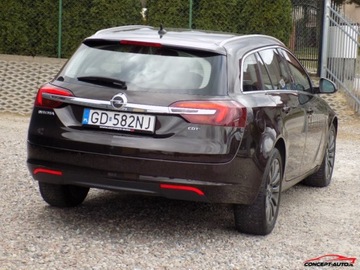 Opel Insignia I Sports Tourer Facelifting 2.0 CDTI ECOTEC 130KM 2014 Opel Insignia COSMO 130 Navi Parkdistance 2.0 Diesel 130KM, zdjęcie 11