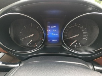 Toyota Avensis III Sedan Facelifting 2015 2.0 D-4D 143KM 2015 Toyota Avensis 2.0 D 143KM Salon Navi Bi-Xenon, zdjęcie 12