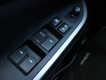 Suzuki Vitara III 2022 Suzuki Vitara 1.5 Hybrid, Salon Polska, zdjęcie 15