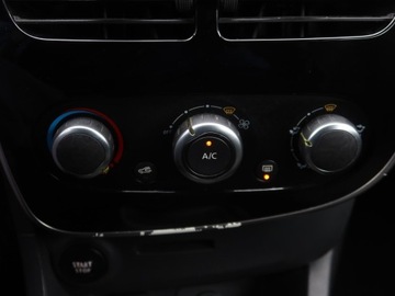 Renault Clio IV Hatchback 5d 1.2 16V 73KM 2016 Renault Clio 1.2 16V, Salon Polska, Serwis ASO, zdjęcie 12