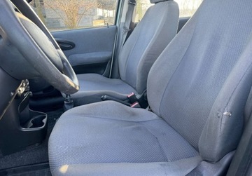 Fiat Punto II Hatchback 1.2 i 60KM 2003 Fiat Punto Lift, nowe badanie techniczne, nowe hamulce 1.2 Benzyna 60KM, zdjęcie 6