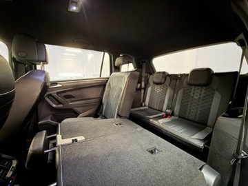 Volkswagen Tiguan Allspace SUV Facelifting 2.0 TSI 190KM 2022 Volkswagen Tiguan Allspace Volkswagen Tiguan R-LIN, zdjęcie 27