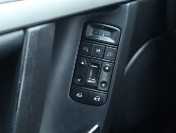 Opel Vectra C Hatchback 1.9 CDTI ECOTEC 150KM 2008 Opel Vectra 1.9 CDTI, Automat, Klima, Klimatronic, zdjęcie 14