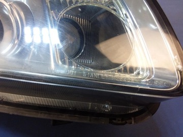 NISSAN MAXIMA A34 SVĚTLOMET PRAVÝ XENON