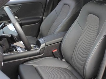 Mercedes GLA II Off-roader Facelifting 1.3 200 163KM 2025 MERCEDES-BENZ GLA 200 Suv 1.3 (163KM) 2025, zdjęcie 5