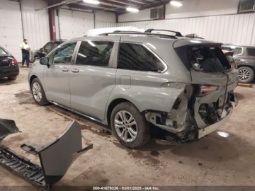 Toyota Sienna III 2023 Toyota Sienna 2023 TOYOTA SIENNA XSE 2.5 Hybryda 189KM, zdjęcie 3