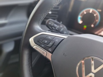 Volkswagen Tiguan II SUV Facelifting 2.0 TDI 150KM 2024 Volkswagen Tiguan Volkswagen Tiguan Life 2.0TDI 150KM DSG Hak Kamera360 18, zdjęcie 17