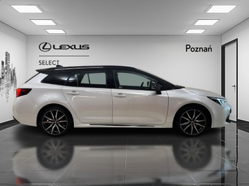 Toyota Corolla XII TS Kombi Facelifting 1.8 Hybrid 140KM 2023 Toyota Corolla 1.8 Hybrid GR Sport Dynamic Seria E, zdjęcie 3