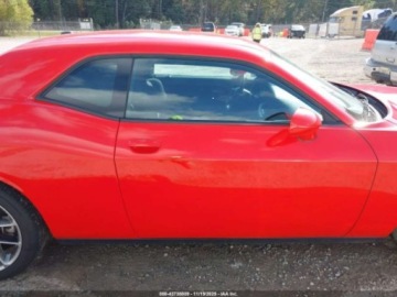 Dodge Challenger III 2022 Dodge Challenger Gt 2022 3.6 Benzyna 303KM, zdjęcie 6