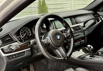 BMW Seria 5 F10-F11 Limuzyna Facelifting 550i 450KM 2014 BMW Seria 5 BMW Seria 5 550i Luxury Line 4.4 Benzyna 450KM, zdjęcie 9