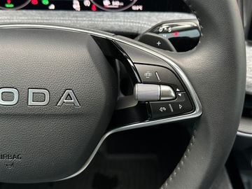 Skoda Superb IV Kombi Plug-in 1.5 TSI iV Plug-In 204KM 2025 Skoda Superb 1.5TSI PHEV 204KM Selection DSG l Gwa, zdjęcie 18