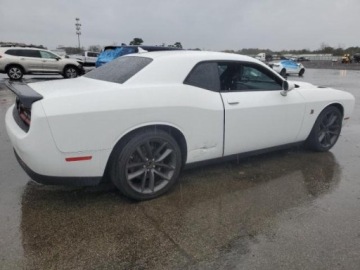 Dodge Challenger III 2019 Dodge Challenger 2019, 6.4L, RT SCAT PACK, od ubezpieczalni 6.4 Benzyna, zdjęcie 3