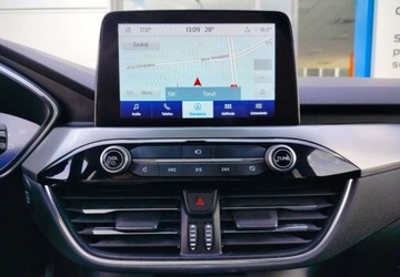 Ford Kuga III SUV Plug-In 2.5 Hybrid 190KM 2023 Ford Kuga Ford Kuga 2.5 FHEV AWD Titanium eCVT 2.5 Hybryda 190KM, zdjęcie 16