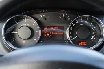 Peugeot 5008 I Minivan Facelifting 2.0 HDi 150KM 2015 Peugeot 5008 FL 2.0 HDi-150KM Allure nawigacja panorama zarejestrowany PL, zdjęcie 20