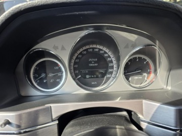 Mercedes GLK Off-roader 2.1 220 CDI BlueEFFICIENCY 170KM 2010 Mercedes GLK 220 niski przebieg / ładny stan, zdjęcie 11