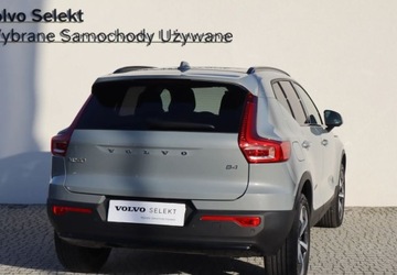 Volvo XC40 Crossover Facelifting 2.0 B4 197KM 2024 Volvo XC 40 B4 197KM PLUS DARK Salon PL I Wlasciciel Serwis ASO Gwarancj, zdjęcie 4