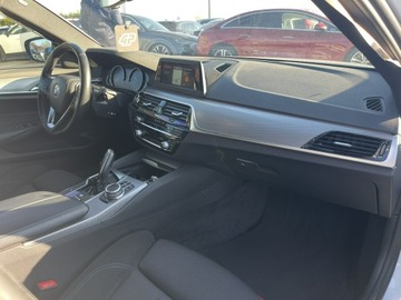 BMW Seria 5 G30-G31 Limuzyna 540d 320KM 2019 BMW 540 M Sport XDrive Skóra Kamera Panorama, zdjęcie 10