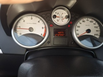 Peugeot 207 Hatchback 5d 1.6 HDi 109KM 2007 Peugeot 207 Klimatyzacja serwisowany HDI 1.6, zdjęcie 9